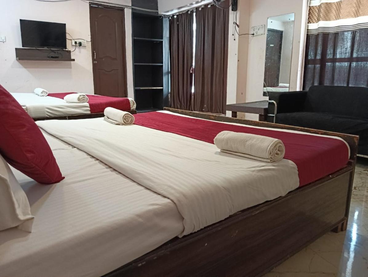 Shree Krishna Hotel Inn Варанаси Экстерьер фото